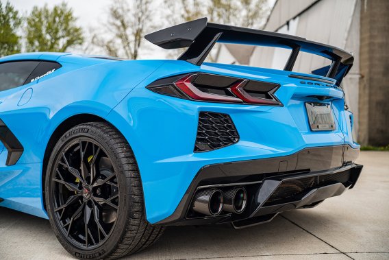 3.0 Inch Muffler Delete Cat-Back Exhaust System with AFM Valve with 4.5 Inch Carbon Fiber and Pol...