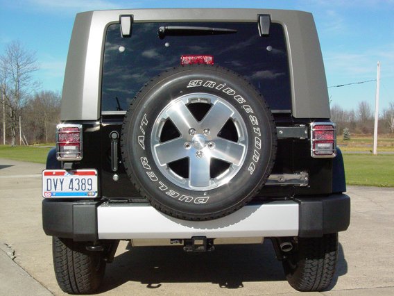 Jeep JK Tailgate Hinge Pair 07-18 Wrangler JK Polished Silver Kentrol