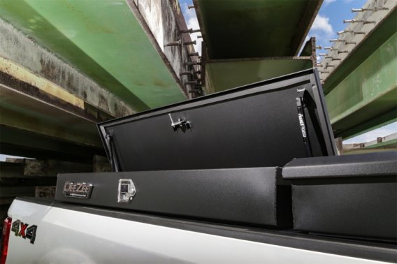 DZE Steel Toolbox