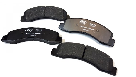 Claw Brake Pads Front 00-05 Ford Excursion All 99-04 F250 Superduty 2/4WD Baer Brakes