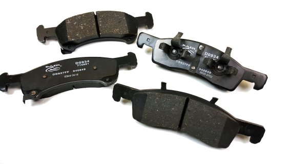 Claw Brake Pads Front 3/18/02-06 Ford Expedition 03-06 Lincoln Navigator Baer Brakes