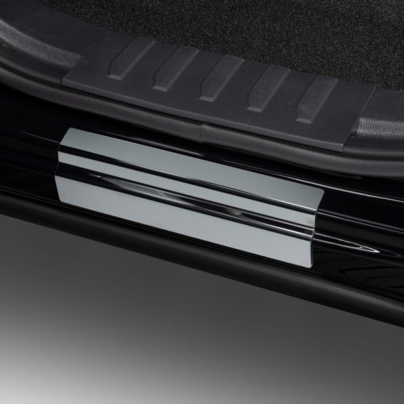 PUT Black Platinum Door Sills