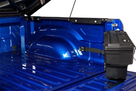 UND SwingCase Boxes