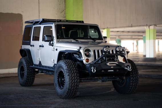 DV8 Roof Racks