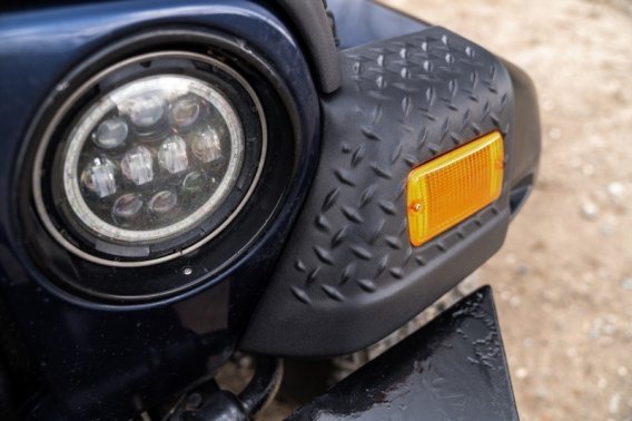 BUS Trail Armor