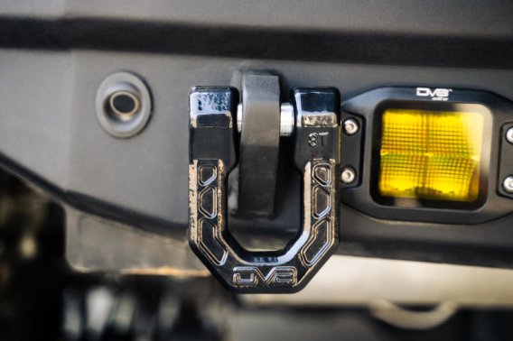 DV8 Shackles