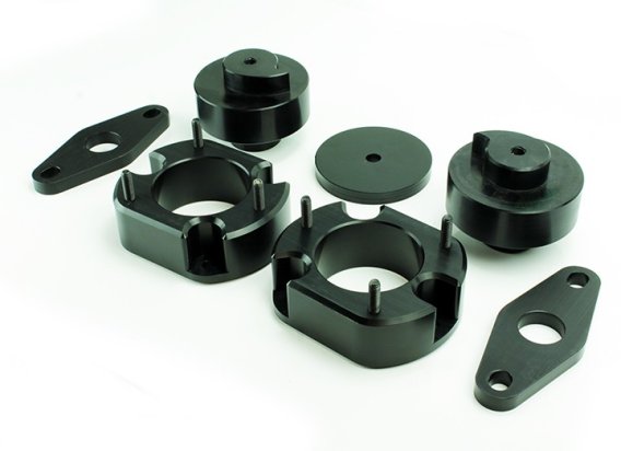 Jeep Grand Cherokee 11-Present WK2 2.5 Inch Lift Kit Black Anodized American Trail Products