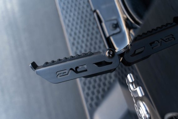 DVE Foot Pegs