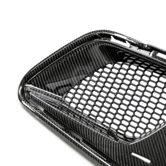 AND Misc Carbon - Exterior