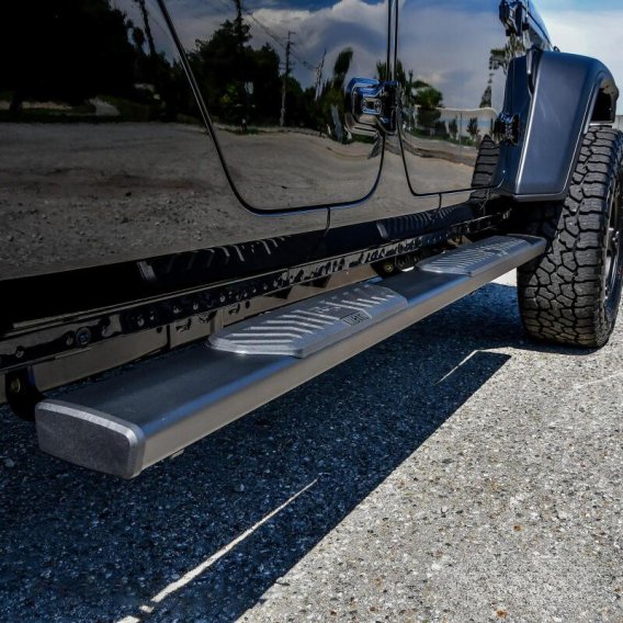WES Nerf Bars - R5