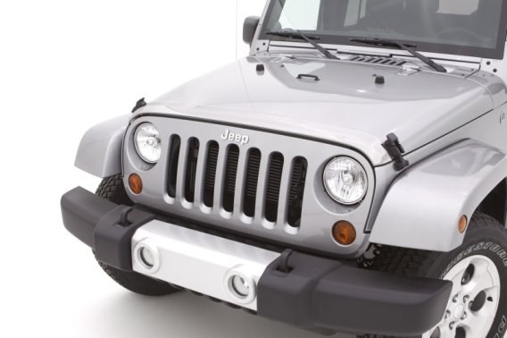 AVS Aeroskin Shield - Chrome
