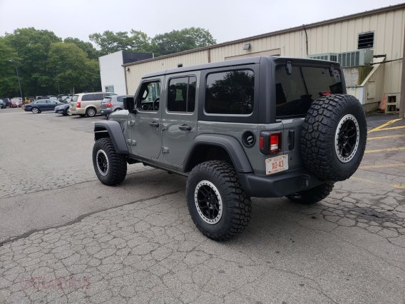 Jeep Wrangler 2.5 Inch Entry Level Lift Kit 4DR For 18-Pres JL Clayton Off Road